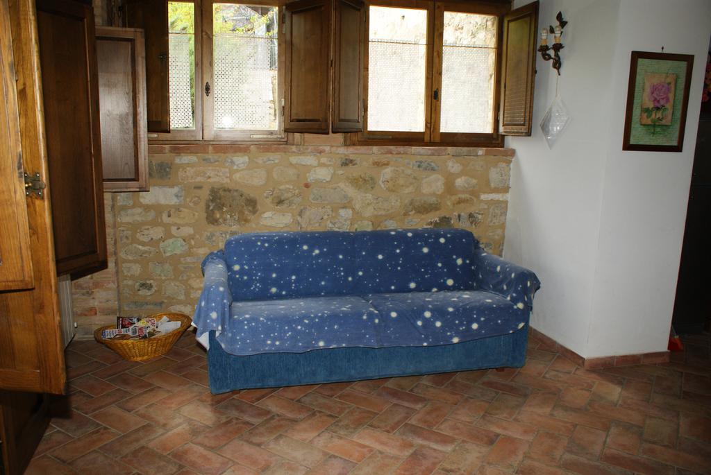 Villa La Rocca Della Magione à Monteriggioni Chambre photo