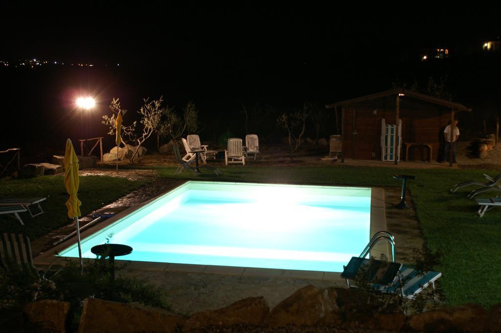Villa La Rocca Della Magione à Monteriggioni Extérieur photo